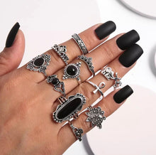 Load image into Gallery viewer, Gothic Boho Ring Set
